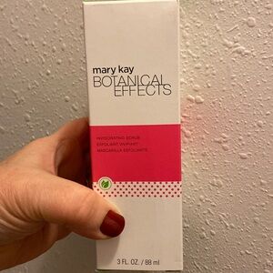 New inbox botanical effects invigorating scrub